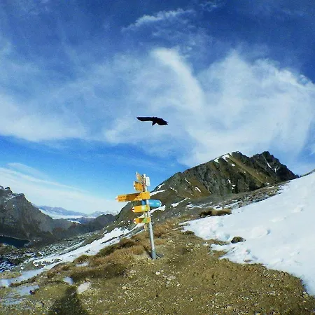 Lieu Secret 2 Dans Les Alpes Suisses Alpstuga