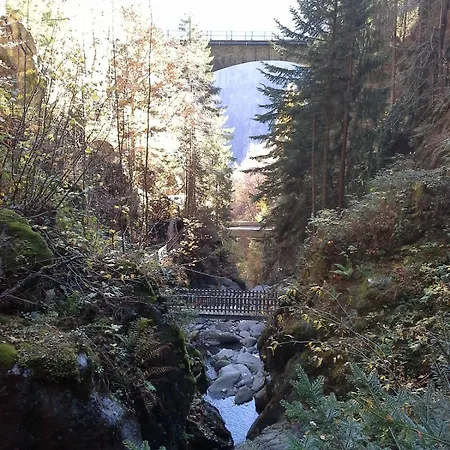 Lieu Secret 2 Dans Les Alpes Suisses Alpstuga Le Tretien