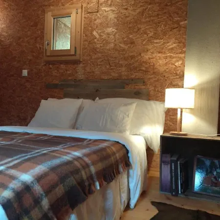 Lieu Secret 2 Dans Les Alpes Suisses Alpstuga Le Tretien