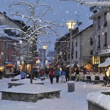 בקתה Lieu Secret 2 Dans Les Alpes Suisses Le Tretien