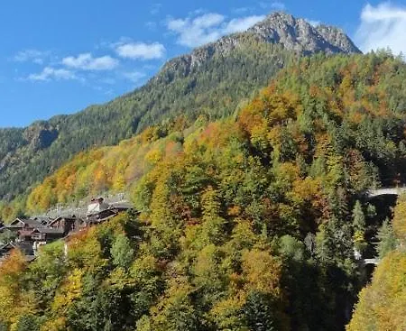 Lieu Secret 2 Dans Les Alpes Suisses Alpehytte